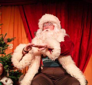 Father Christmas signing in Makaton